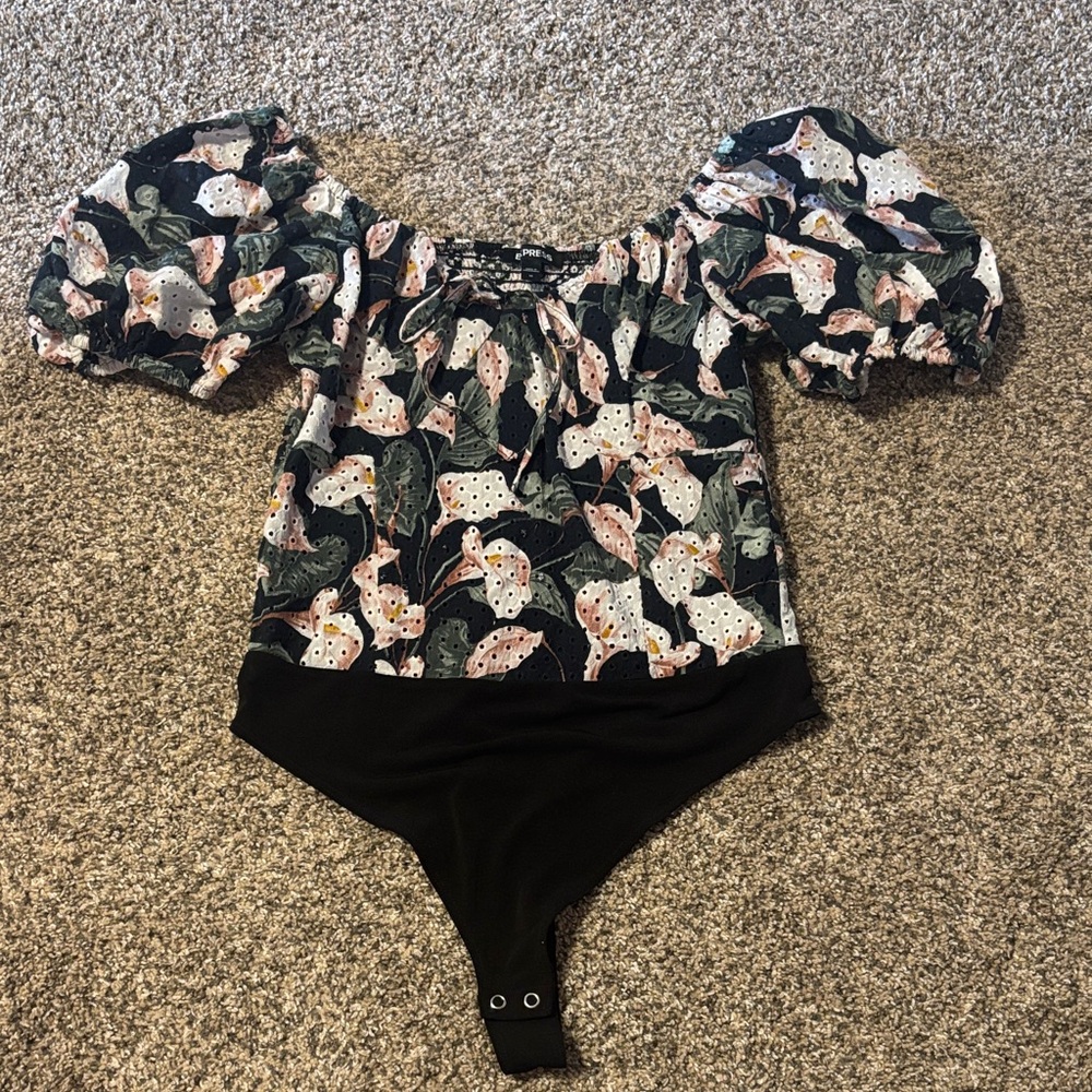 LIKE NEW! Express floral bodysuit!